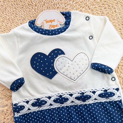Macacão Trape Zape - Dois corações com Poá - Azul Marinho e Off White